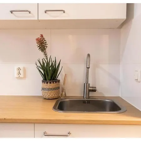 City, New And A Kitchen بيت للعطل تيلبورغ