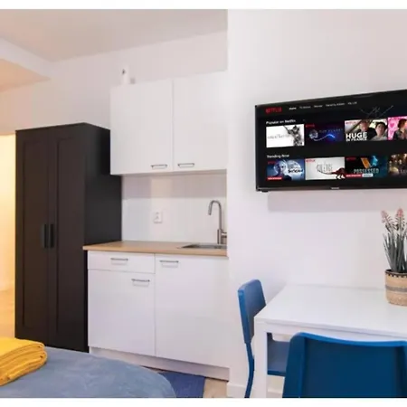 بيت للعطل City, New And A Kitchen *